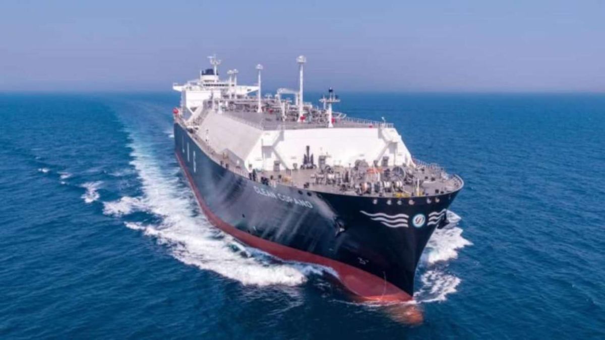 Greece Blocks New Russia Sanctions as LNG Shipping Battle Exposes Europe’s Hidden Maritime Power Struggle
