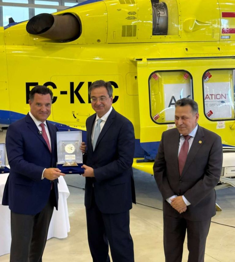 Νέα «γέφυρα ζωής» για τα νησιά: Δύο σύγχρονα ελικόπτερα ενισχύουν το ΕΚΑΒ με πρωτοβουλία Γεωργιάδη