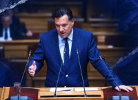 Άδωνις Γεωργιάδης: «Χωρίς τη διάταξη ο ΠΙΣ οδηγείται σε διάλυση» – Μετωπική στη Βουλή