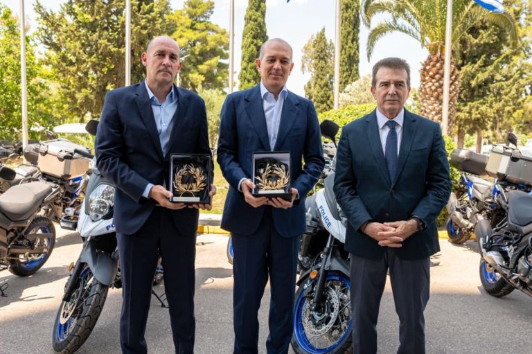 Αγγελόπουλοι: Νέα δωρεά 15 μοτοσικλετών στην Ελληνική Αστυνομία