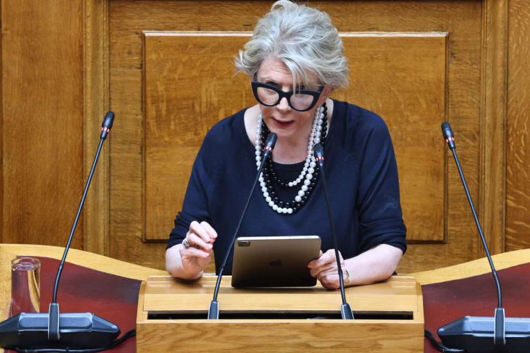 Ακρίτα για τη δεξίωση στο Προεδρικό: “Δεν θα συγχρωτιστούμε με ορφανά του Παττακού [vid]