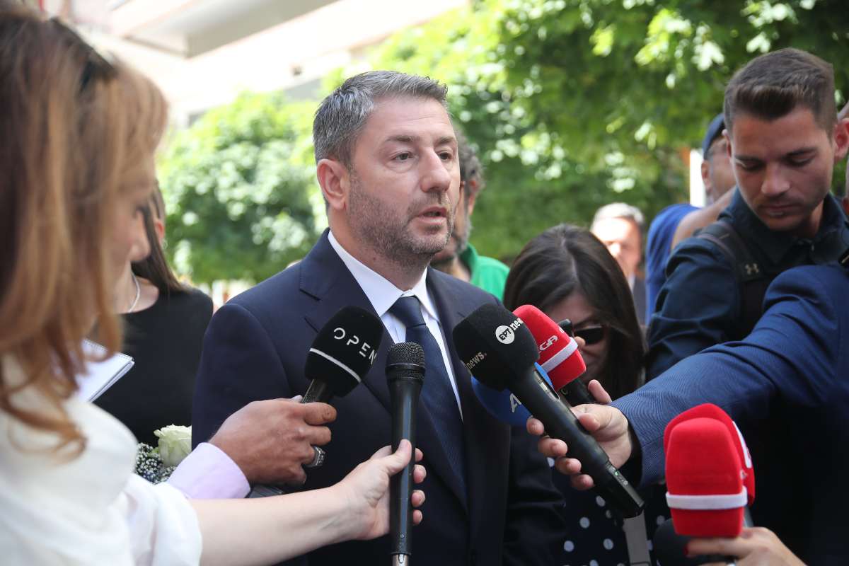 Γιατί ο Ανδρουλάκης επέλεξε να πάει στην κηδεία της Βάγιας Νέστορα