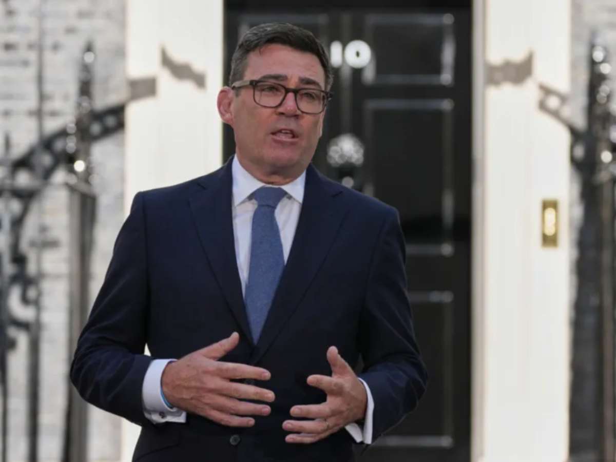 Άντι Μπέρναμ: Επίσημα νέος πρωθυπουργός της Βρετανίας – “Οι άνθρωποι έχουν κουραστεί από την πολιτική”