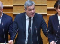 Ανεξαρτητοποιήθηκαν από την ΚΟ του ΣΥΡΙΖΑ οι βουλευτές Μεϊκόπουλος, Μαμουλάκης και Κοντοτόλη