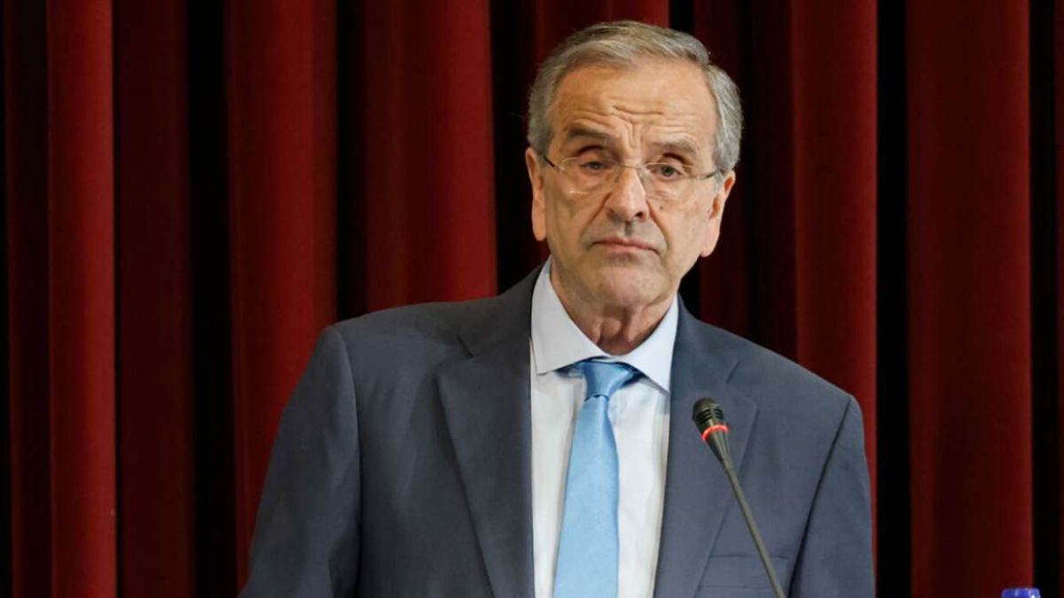 «Καρφιά» Σαμαρά για τη Δημοκρατία: «Οφείλουμε να αναρωτηθούμε αν λειτουργεί πραγματικά»