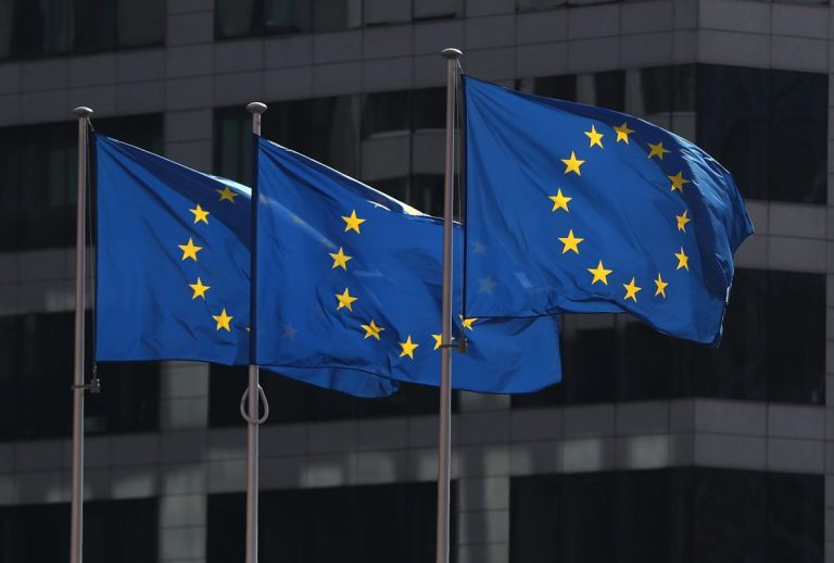 ΕΕ: Αλλάζει τα αποθέματα πετρελαίου καθώς ο πόλεμος κοστίζει 53 δισ. ευρώ