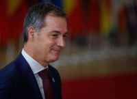 Ντε Κρο: «Οι δαπάνες για άμυνα και ανάπτυξη είναι οι δύο όψεις του ίδιου νομίσματος»