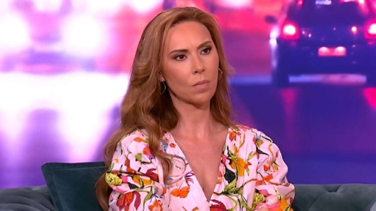 Δώρα Χρυσικού: Δούλευα άρρωστη με καρκίνο, φαλακρή, με την τομή και ο άλλος καθόταν σε έναν καναπέ