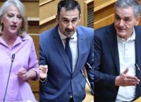 ΣΥΡΙΖΑ και Νέα Αριστερά ξανά μαζί στη Βουλή – «Καρφώνουν» Χαρδαλιά για τα Προσφυγικά και ζητούν έρευνα