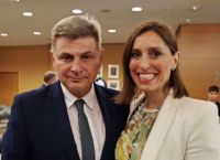 Φαραντούρης για δημοσιεύματα για απόσπαση της συζύγου στη ΜΕΑ:«Έγινε νόμιμα και με προβλεπόμενες απολαβές»