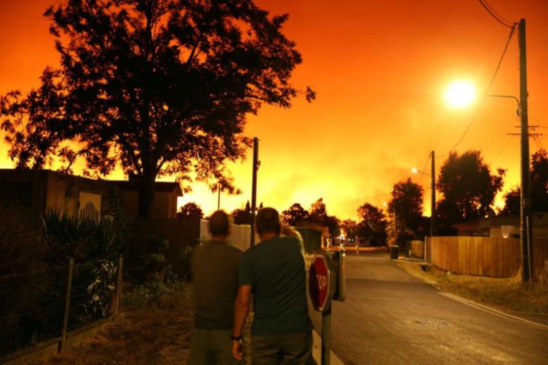 Φονικό «κοκτέιλ» από καταστροφικές πυρκαγιές και καύσωνες σε Γαλλία, Ισπανία και Ιταλία