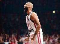 EuroLeague: Δημοσίευσε το καλάθι του Φουρνιέ κόντρα στη Ρεάλ με αριστερό χέρι