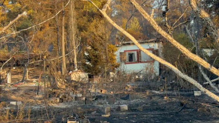 Ωραιόκαστρο: Νεκρός 66χρονος που προσπαθούσε να σώσει το σπίτι του – Αναμένεται η ταυτοποίηση του 12χρονου