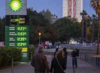 Το 20% του παγκόσμιου πετρελαίου σε κίνδυνο – Άλμα 4,3% στο Brent μετά την κρίση στα Στενά του Ορμούζ