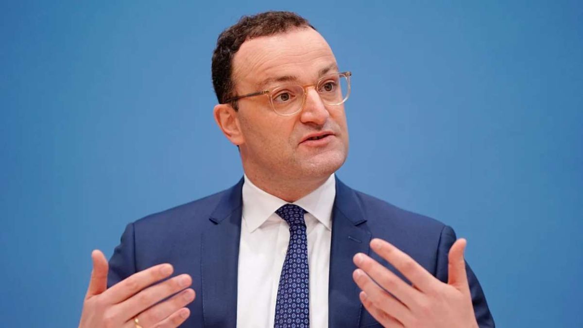 Γερμανία: Παραιτήθηκε ο Γενς Σπαν από την ηγεσία της κοινοβουλευτικής ομάδας CDU/CSU