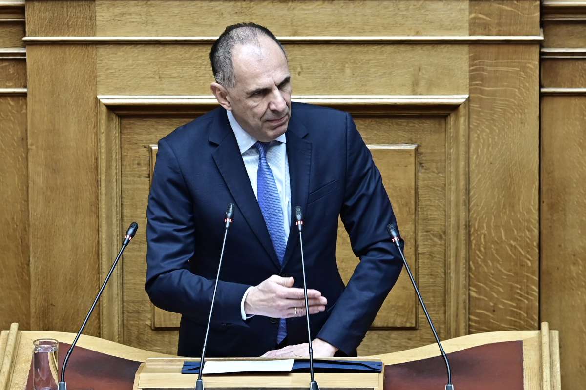 Γεραπετρίτης: «Είμαστε όλοι υπόλογοι απέναντι στην Ιστορία» –Οι 4 πυλώνες της νέας Συνταγματικής Αναθεώρησης