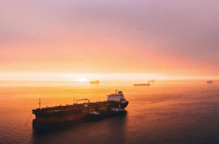 Τραμπ κλείνει τον κλοιό στο Ιράν – Ο ναυτικός αποκλεισμός αναγκάζει τον Κόλπο να χτίσει δική του άμυνα