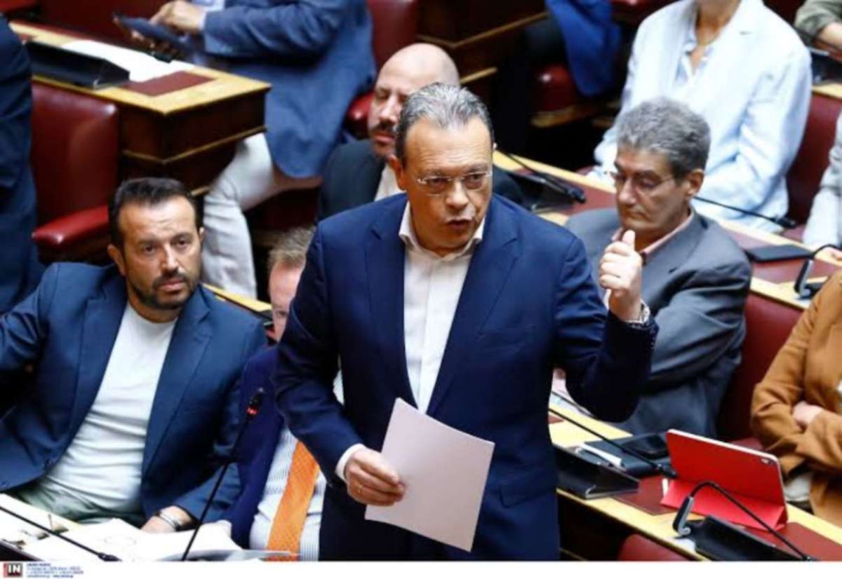 ΣΥΡΙΖΑ: Στον αέρα η Κοινοβουλευτική Ομάδα – Παραιτήσεις, αβεβαιότητα και το βλέμμα στον Τσίπρα