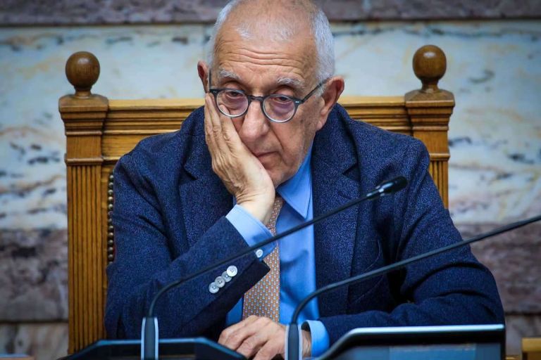 Πρόωρες κάλπες το φθινόπωρο; Η παρέμβαση Κακλαμάνη άνοιξε ξανά τη συζήτηση για τον εκλογικό σχεδιασμό