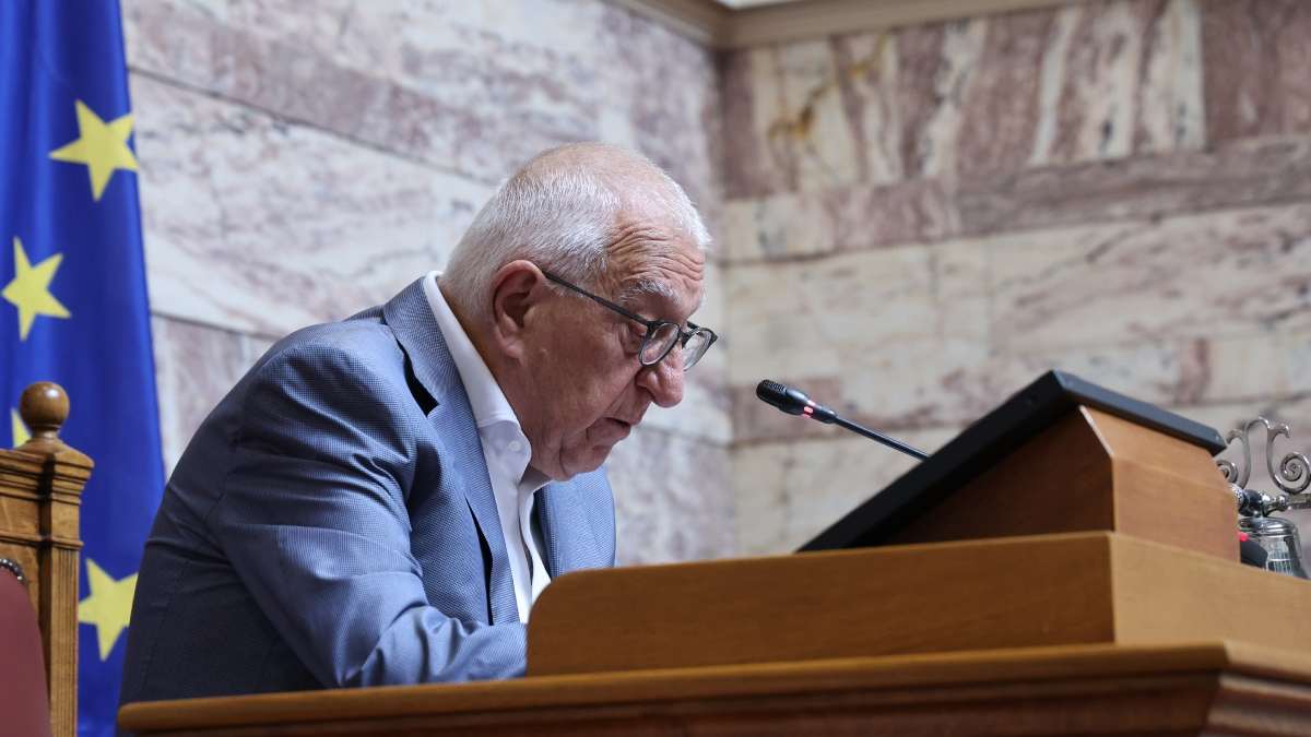«Φουντώνουν» τα σενάρια για πρόωρες εκλογές – Κακλαμάνης: «Δεν έχουν ληφθεί οι τελικές αποφάσεις»