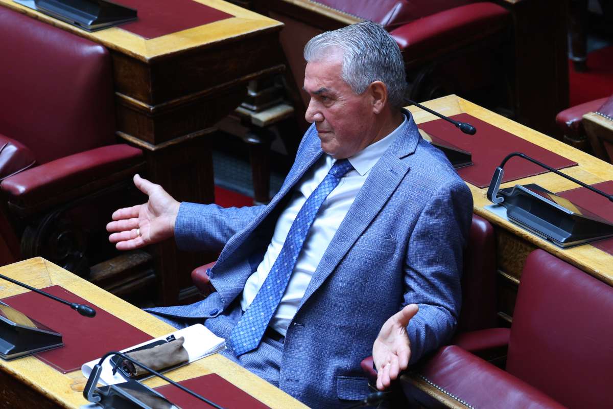 Ο Κυριαζίδης παραπέμπεται στην Επιτροπή Δεοντολογίας με απόφαση Κακλαμάνη