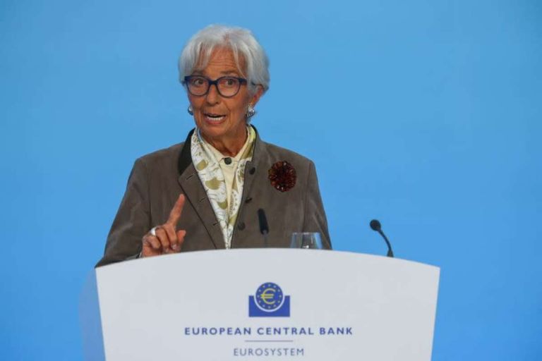 WEF: Επιμένει για Λαγκάρντ στην προεδρία, φουντώνει η διαδοχή στην ΕΚΤ