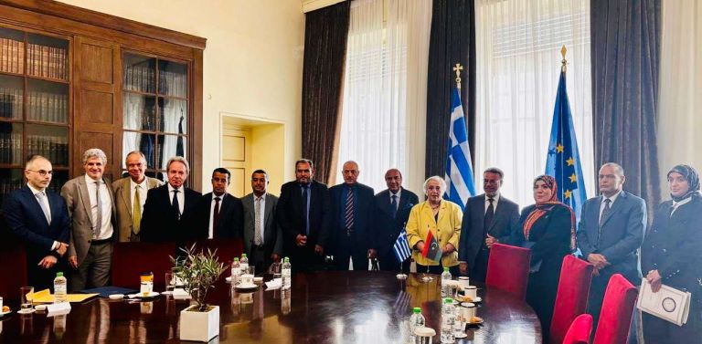 Ελλάδα–Λιβύη: Η διπλωματία κερδίζει έδαφος, αλλά το Τουρκολιβυκό Μνημόνιο παραμένει η μεγάλη «νάρκη»