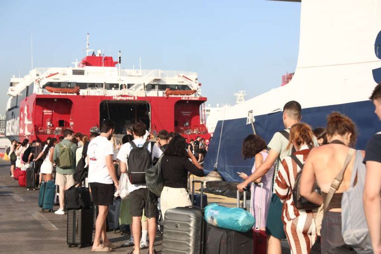 Απαγορευτικό απόπλου: Τι δικαιούστε αν ακυρωθεί το ταξίδι σας – Τι ισχύει για τα χρήματα του ξενοδοχείου
