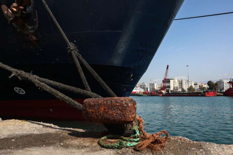 Απαγορευτικό απόπλου από Λαύριο και Ραφήνα: Ποια δρομολόγια δεν γίνονται από Πειραιά