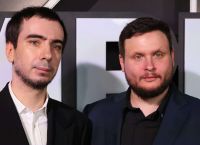 Οι Ρώσοι φαρσέρ που παγίδευσαν τον Ντόκο:«Δεν είμαστε KGB,στείλαμε απλά email και χρησιμοποιήσαμε make up»
