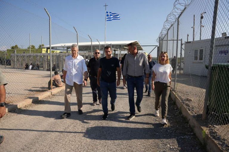 Μετανάστες: Νέο τέλος στον ρόλο των ΜΚΟ στη νομική καθοδήγηση ασύλου – Τι αλλάζει με την ΚΥΑ