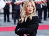 Μελόνι: «Η άμυνα δεν θα υπαγορευθεί από κανέναν» –Η Ρώμη στηρίζει το ΝΑΤΟ, αλλά κρατά το τιμόνι των αποφάσεων