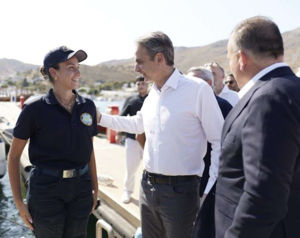 Μητσοτάκης από Λέρο: «Τέλος τα ξέφραγα σύνορα» – Κάλπες το 2027 με σημαία ασφάλεια και Ευρώπη
