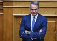 «Η μάχη με τη φοροδιαφυγή χρηματοδοτεί το κοινωνικό κράτος» – Το νέο οικονομικό δόγμα Μητσοτάκη