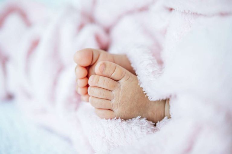 Επίδομα γέννησης έως 3.000 ευρώ από τους δήμους: Νέα οικονομική «ανάσα» για χιλιάδες οικογένειες