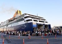 Συνεχίζεται η έξοδος των αδειούχων: Πάνω από 70.000 ταξιδιώτες αναχωρούν για τα νησιά