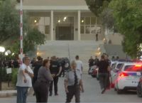 Φωτιά στο «Σισμανόγλειο»: «Μέσα σε πολύ λίγα δευτερόλεπτα είχε γεμίσει ο διάδρομος με καπνό»