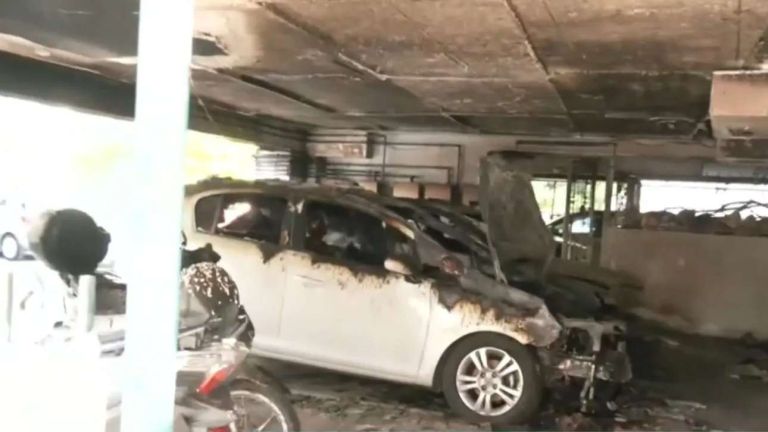 Θεσσαλονίκη: Εμπρηστικές επιθέσεις σε σπίτια 3 στελεχών της ΝΔ–Έκαψαν αυτοκίνητα, πέντε άτομα στο νοσοκομείο