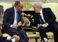 Η κυβέρνηση Τραμπ χρηματοδοτεί δράσεις για την ελευθερία του λόγου στην Ευρώπη