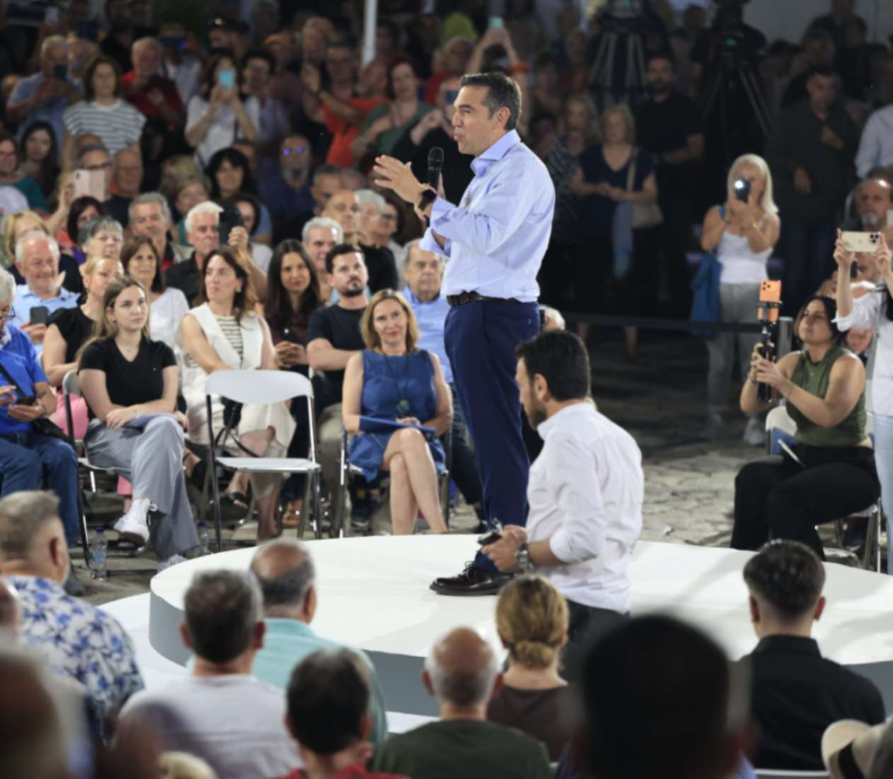 «Η ακρίβεια καίει, ο Μητσοτάκης ποστάρει»–Σφοδρή επίθεση της ΕΛΑΣ για τα καύσιμα και την κυβερνητική πολιτική