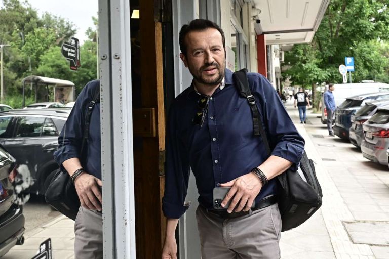 Ο Παππάς υψώνει «τείχος» στην ΕΛΑΣ: «Δεν γίνεται αποδεκτή η αυτοδιάλυση του ΣΥΡΙΖΑ»