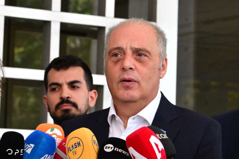 Στον Άρειο Πάγο ο Βελόπουλος: Κατέθεσε μηνυτήρια αναφορά μετά τις καταγγελίες Γεωργιάδη για Τσίπρα