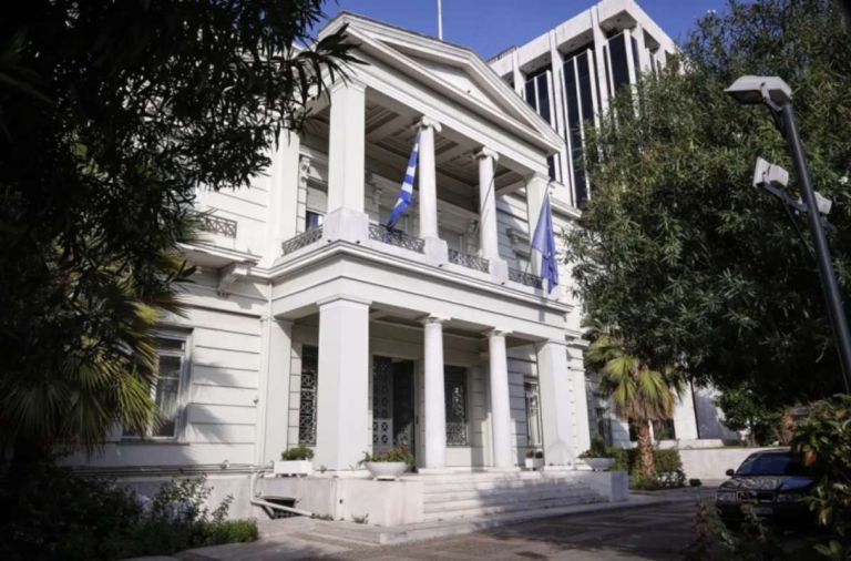 «Σήμα επανεκκίνησης για το Κυπριακό» –Αθήνα και Λευκωσία στοιχίζονται πίσω από την πρωτοβουλία Γκουτέρες