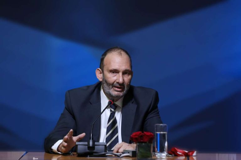 Στον όμιλο HotelBrain το Carpe Diem στη Σαντορίνη
