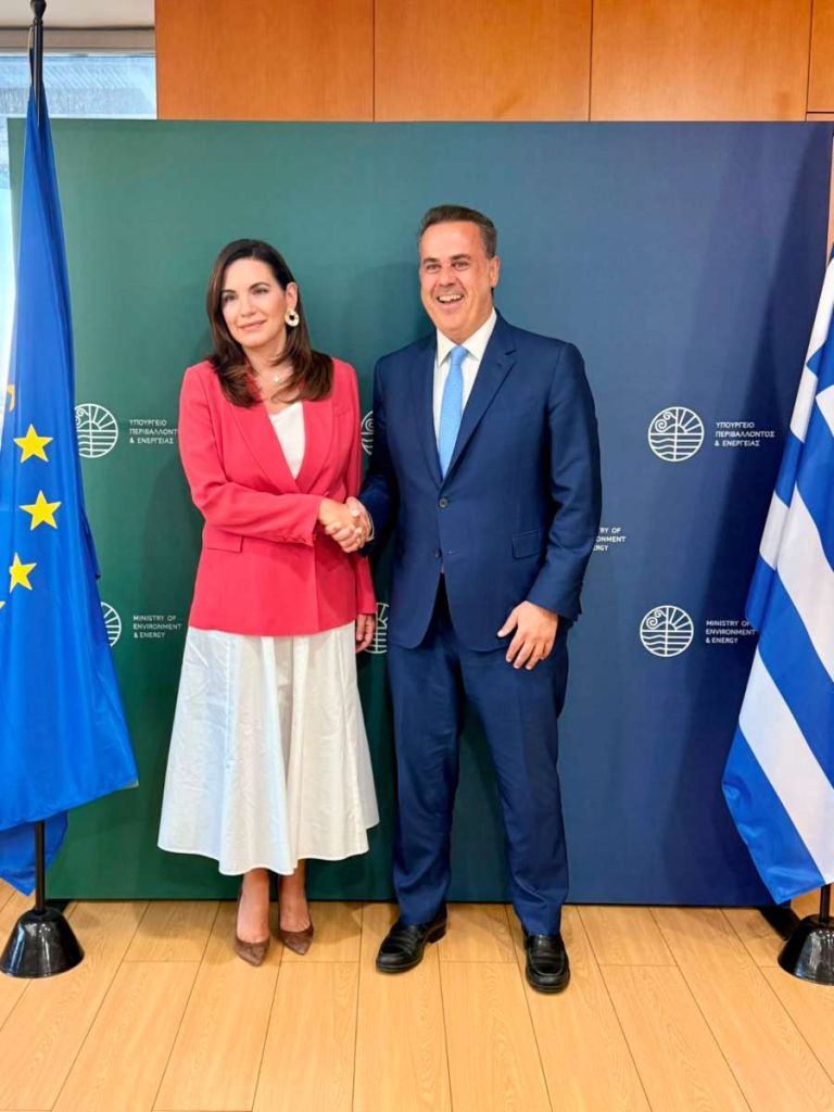 Θεσμοθετήθηκε το Ειδικό Χωροταξικό Πλαίσιο για τον Τουρισμό