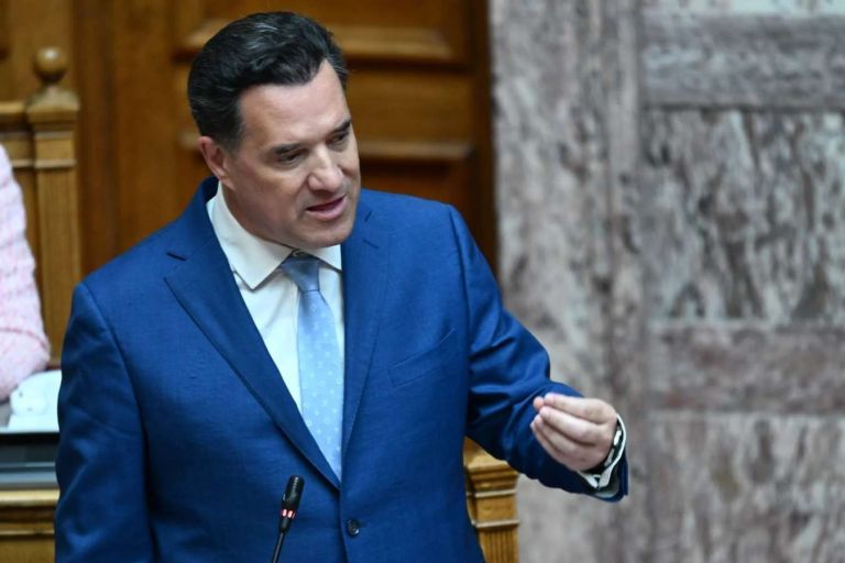 Άδωνις στον ΣΚΑΪ: «Ο Μητσοτάκης είναι πιο δεξιά εκεί που μετράει – Ο Σαμαράς του 2012 δεν διαγράφεται»