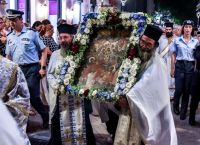 Δεκαπενταύγουστος: Από την Τήνο και την Παναγία Σουμελά στα ξωκλήσια–Τα έθιμα και τα προσκυνήματα στην Ελλάδα