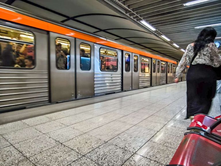 ΜΜΜ: Σε ισχύ το θερινό πρόγραμμα με πιο αραιές συχνότητες- Πότε επιστρέφουν τα χειμερινά δρομολόγια
