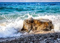 Αλλαγή σκηνικού στον καιρό [13/8/26]: Θυελλώδεις άνεμοι και αισθητή πτώση της θερμοκρασίας