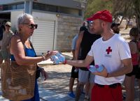 Ακρόπολη: Έκτακτη κινητοποίηση του Ερυθρού Σταυρού λόγω υψηλών θερμοκρασιών